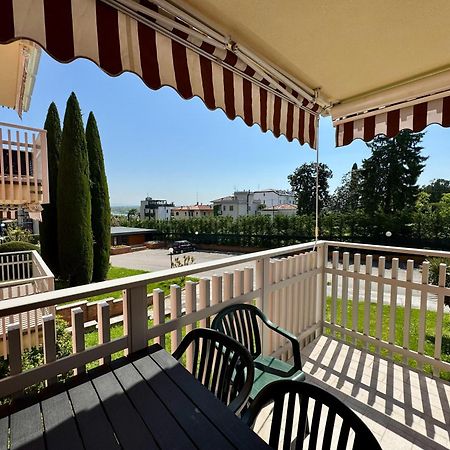 Easy Apartments Peschiera Peschiera del Garda Bagian luar foto