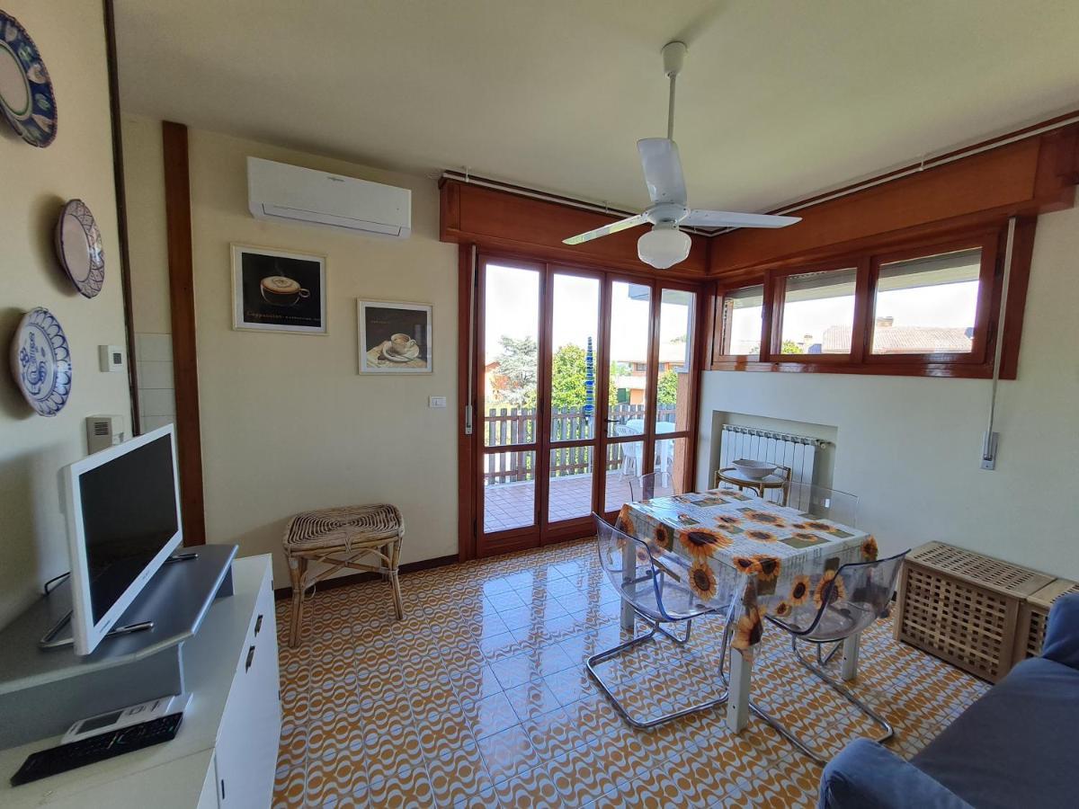 Easy Apartments Peschiera Peschiera del Garda Bagian luar foto
