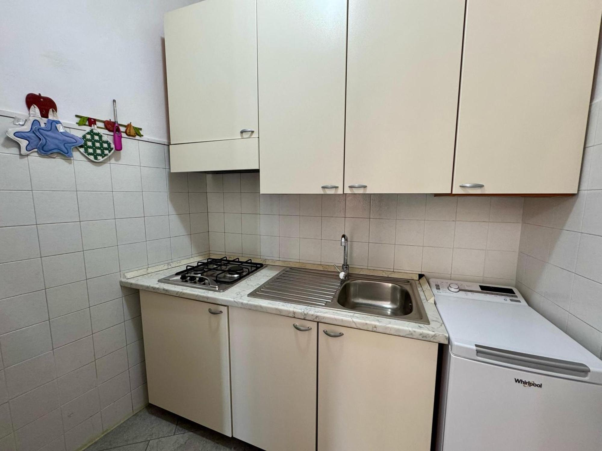 Easy Apartments Peschiera Peschiera del Garda Bagian luar foto