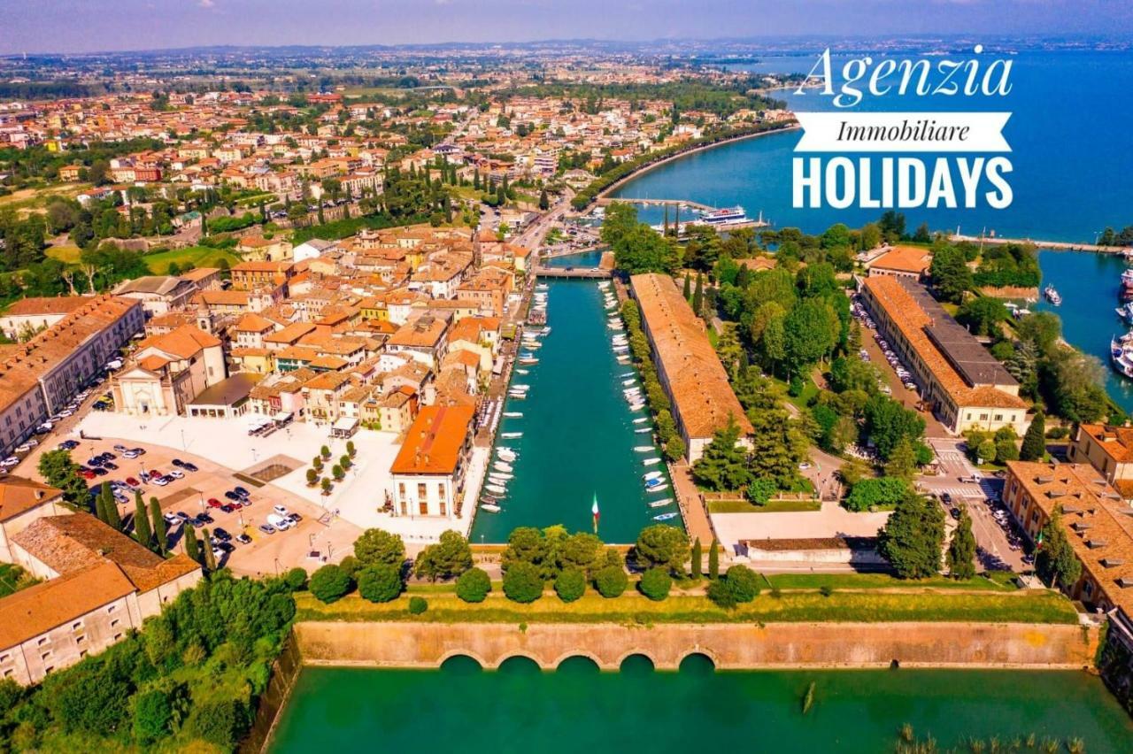 Easy Apartments Peschiera Peschiera del Garda Bagian luar foto